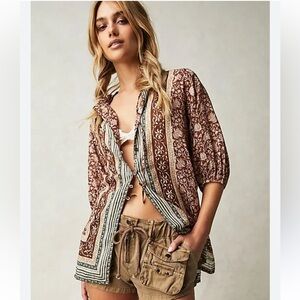🍀 FREE PEOPLE We The Free Batik Border Bohemian Brown Floral Women's Top